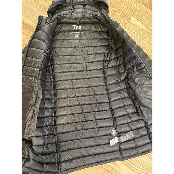 TNA Botanie Super LIght  Packable Puffer Coat Womens XXS Black Water repellent - Picture 5 of 6